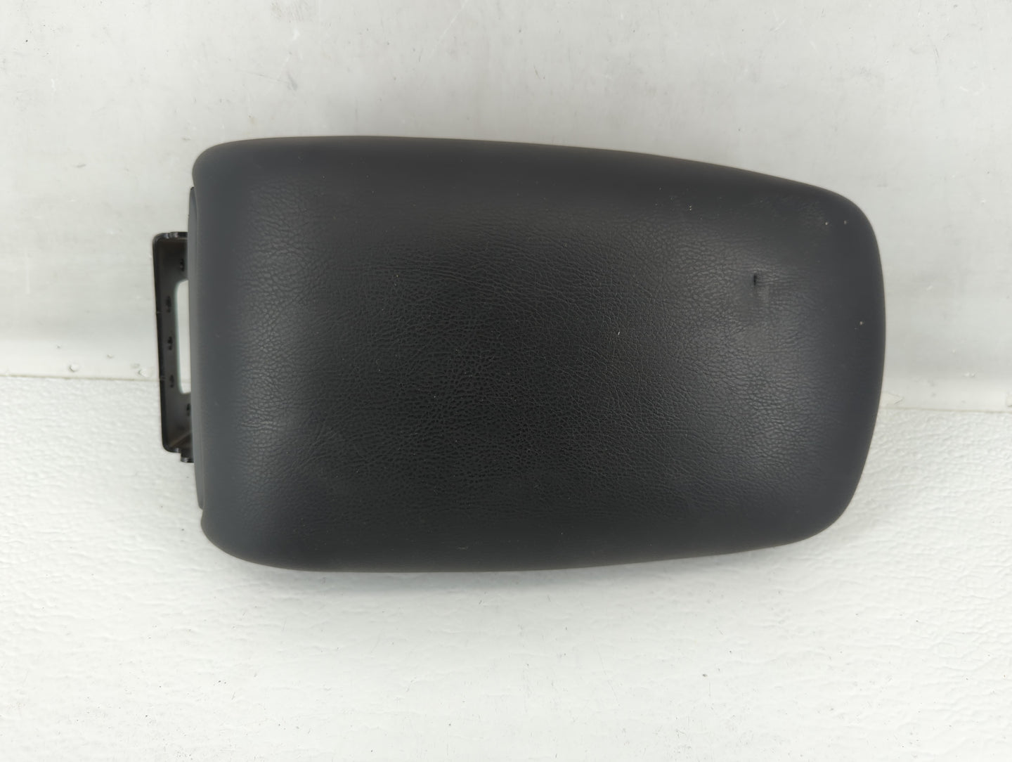2015 Nissan Sentra Center Console Armrest Cover Lid Black - Oemusedautoparts1.com