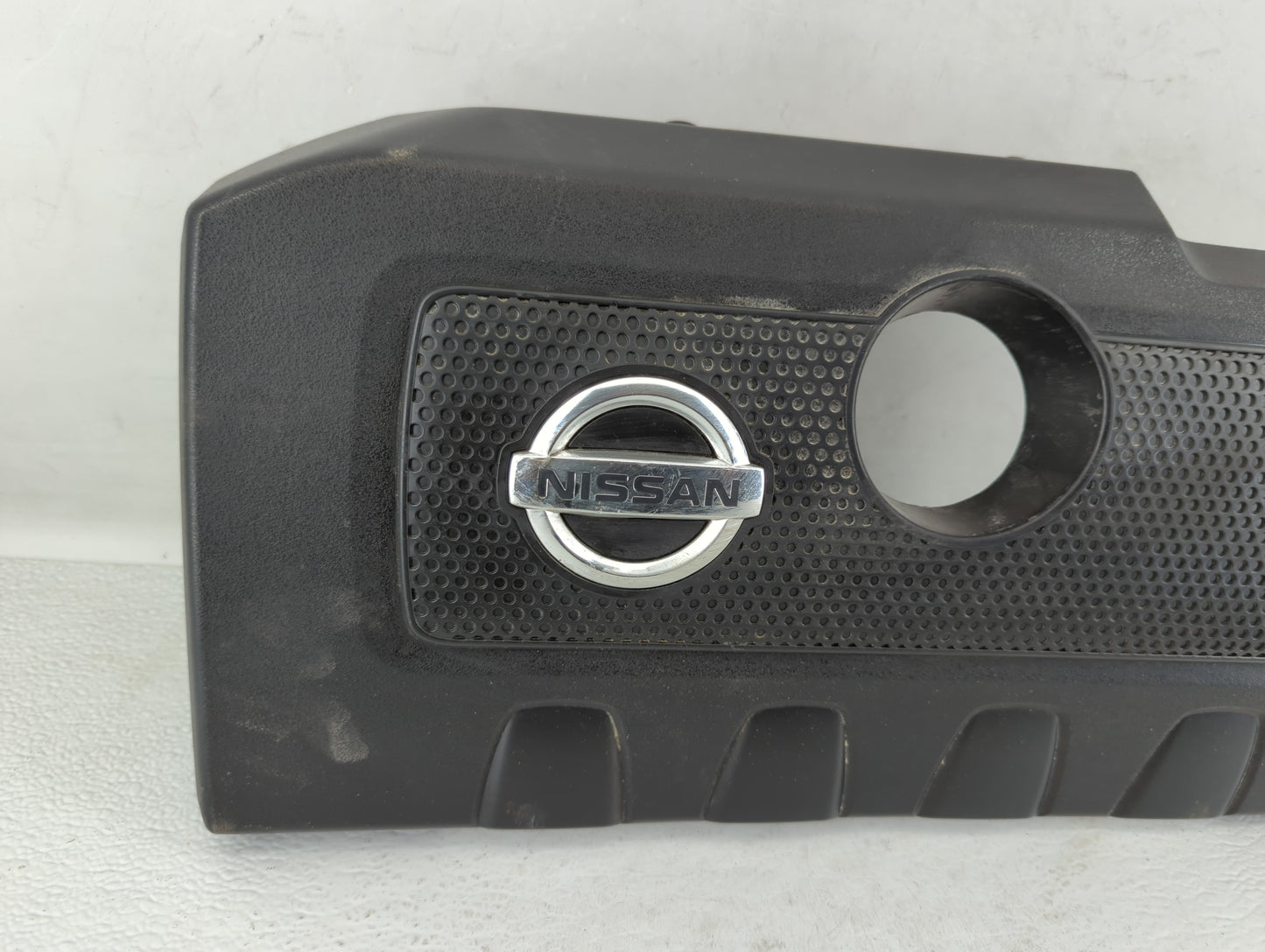 2015 Nissan Sentra Engine Cover - Oemusedautoparts1.com