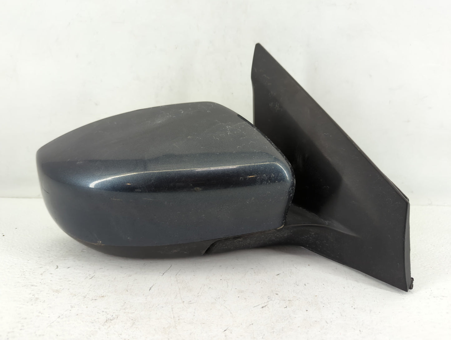 2013-2015 Nissan Sentra Passenger Side View Mirror - Right Door Mirror OEM Used - Oemusedautoparts1.com