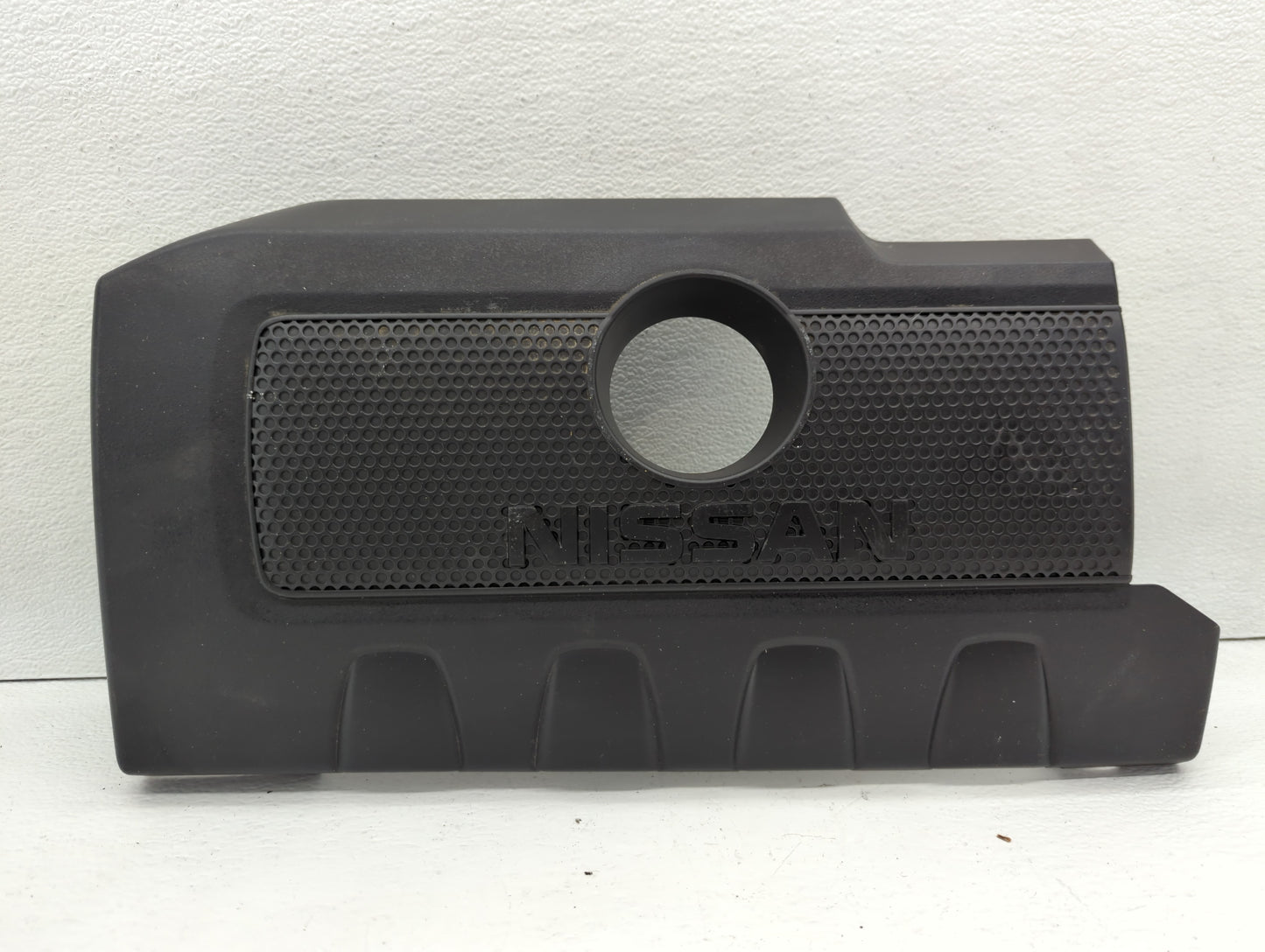 2015 Nissan Sentra Engine Cover - Oemusedautoparts1.com