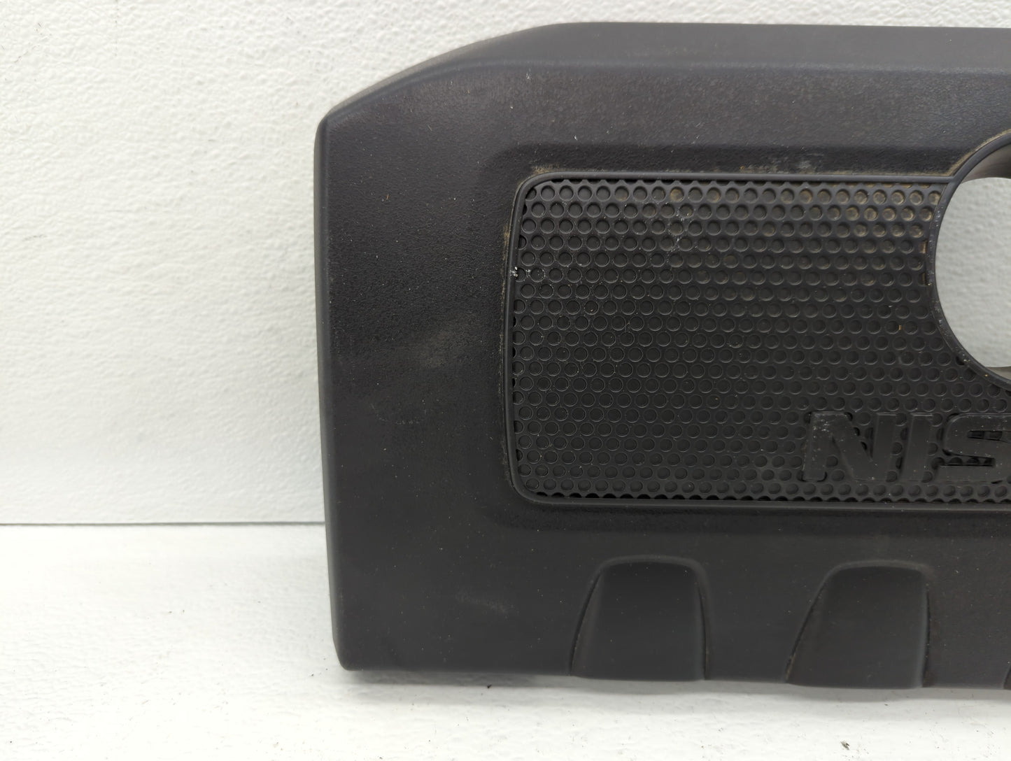 2015 Nissan Sentra Engine Cover - Oemusedautoparts1.com