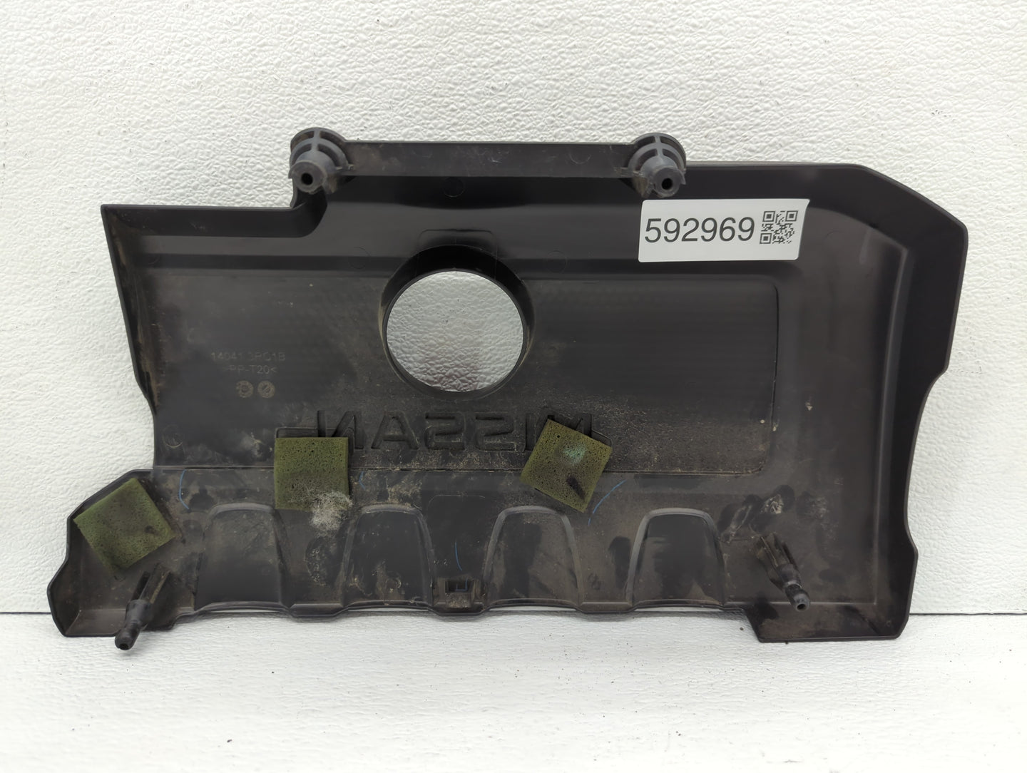 2015 Nissan Sentra Engine Cover - Oemusedautoparts1.com