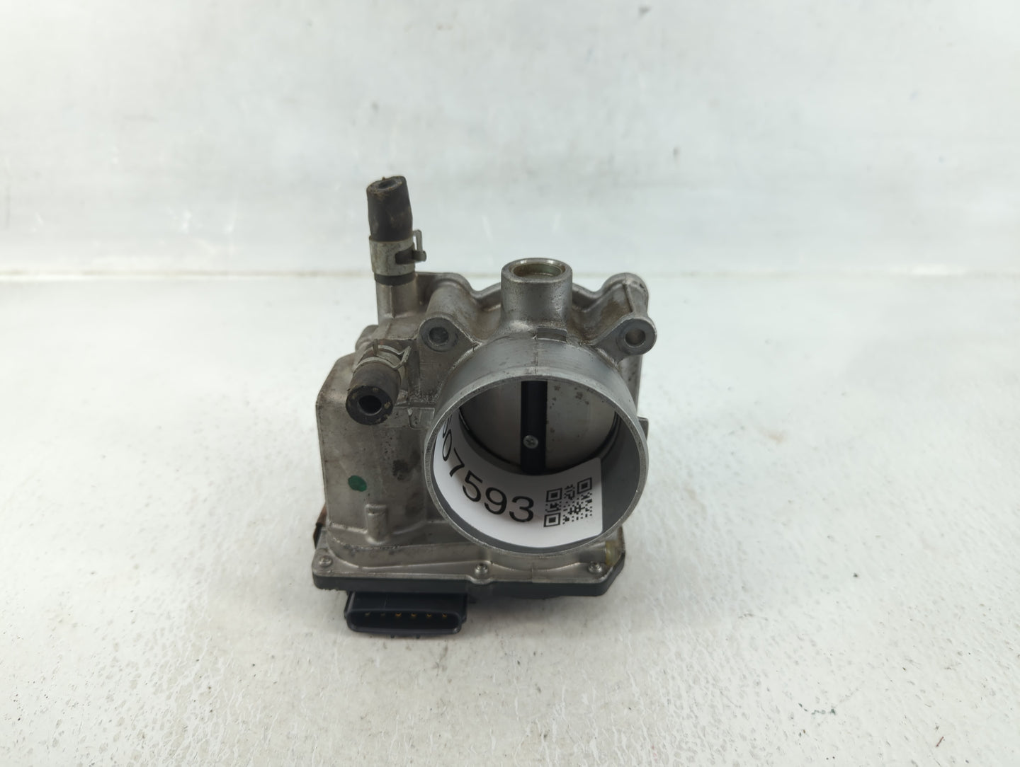2013-2019 Nissan Sentra Throttle Body P/N:3RA60-01 Fits Fits 2013 2014 2015 2016 2017 2018 2019 OEM Used Auto Parts - Oemuse