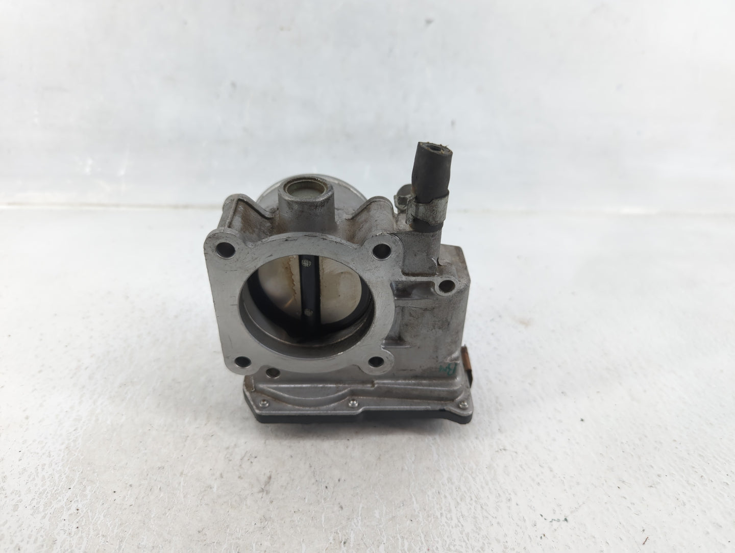2013-2019 Nissan Sentra Throttle Body P/N:3RA60-01 Fits Fits 2013 2014 2015 2016 2017 2018 2019 OEM Used Auto Parts - Oemuse