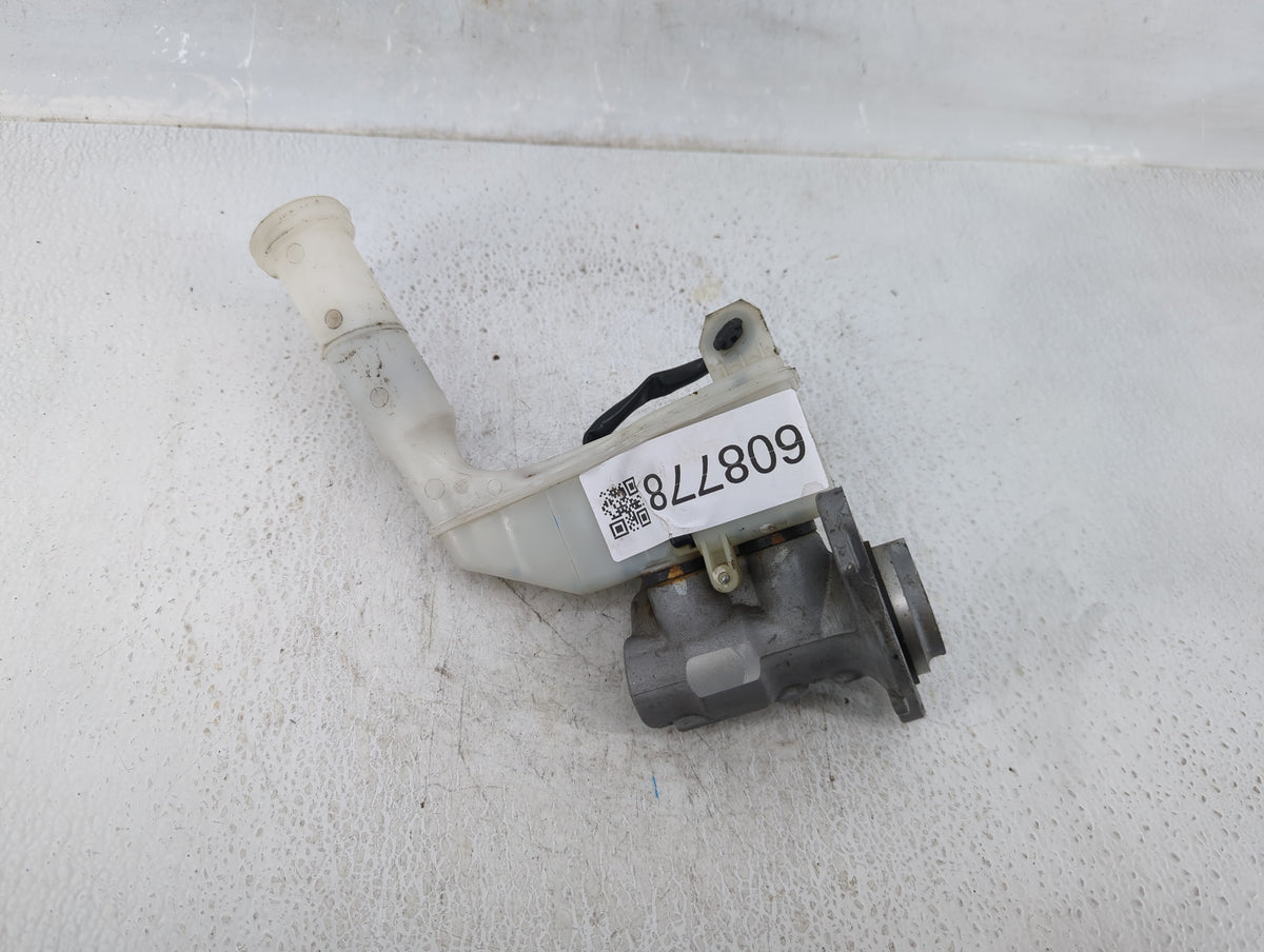 2013-2019 Nissan Sentra Brake Master Cylinder 608778 - Oemusedautoparts1.com