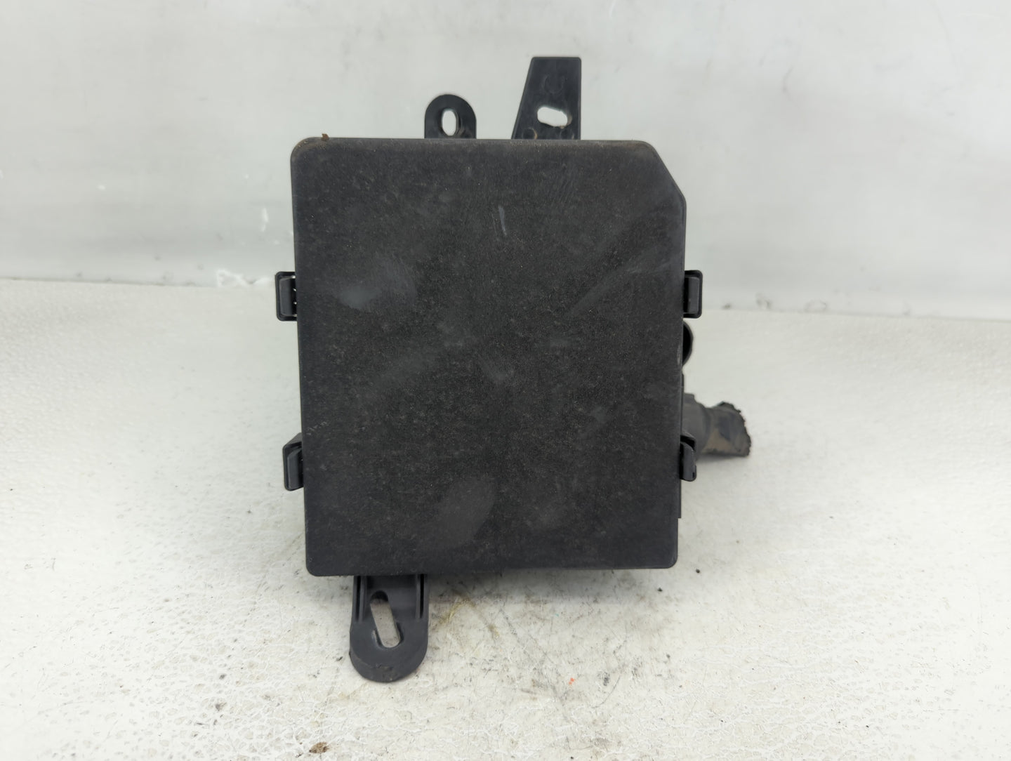 2013-2019 Nissan Sentra Fusebox Fuse Box Panel Relay Module P/N:3S0J00101 Fits Fits 2013 2014 2015 2016 2017 2018 2019 OEM U