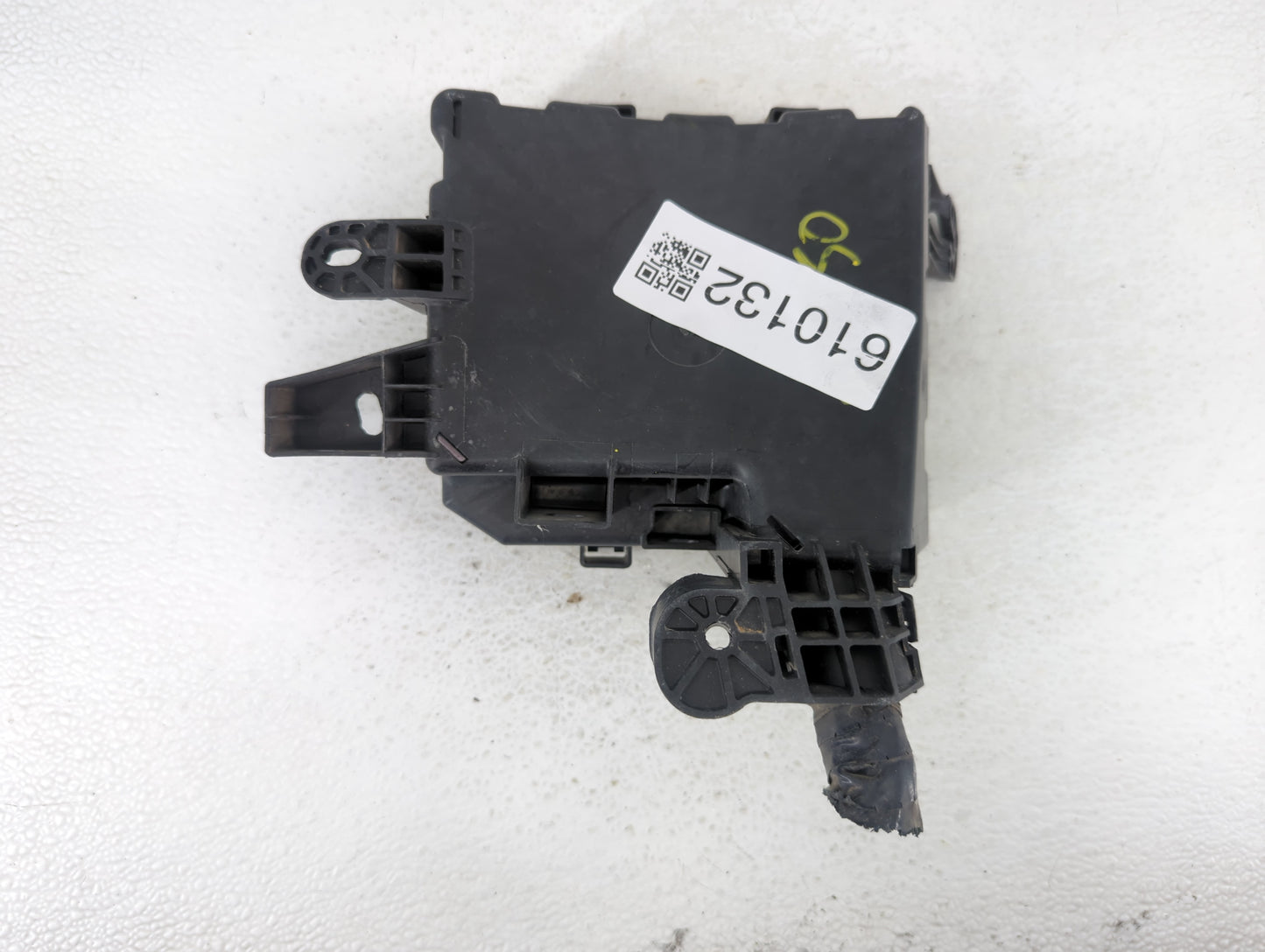 2013-2019 Nissan Sentra Fusebox Fuse Box Panel Relay Module P/N:3S0J00101 Fits Fits 2013 2014 2015 2016 2017 2018 2019 OEM U
