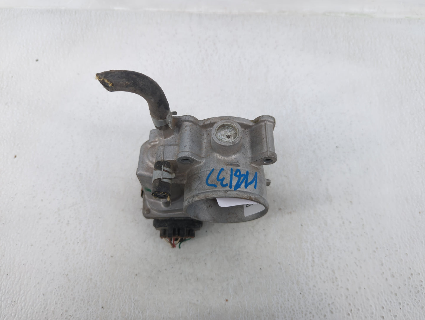 2013-2019 Nissan Sentra Throttle Body P/N:3RA60-01 A 3RA60-01 B Fits Fits 2013 2014 2015 2016 2017 2018 2019 OEM Used Auto P