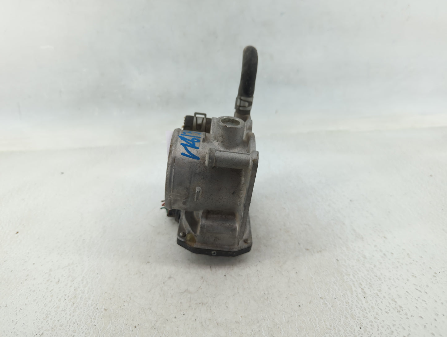 2013-2019 Nissan Sentra Throttle Body P/N:3RA60-01 A 3RA60-01 B Fits Fits 2013 2014 2015 2016 2017 2018 2019 OEM Used Auto P