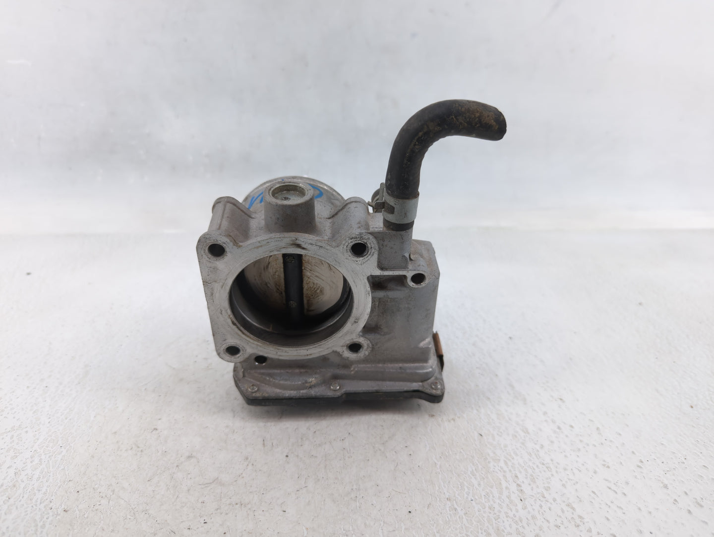 2013-2019 Nissan Sentra Throttle Body P/N:3RA60-01 A 3RA60-01 B Fits Fits 2013 2014 2015 2016 2017 2018 2019 OEM Used Auto P
