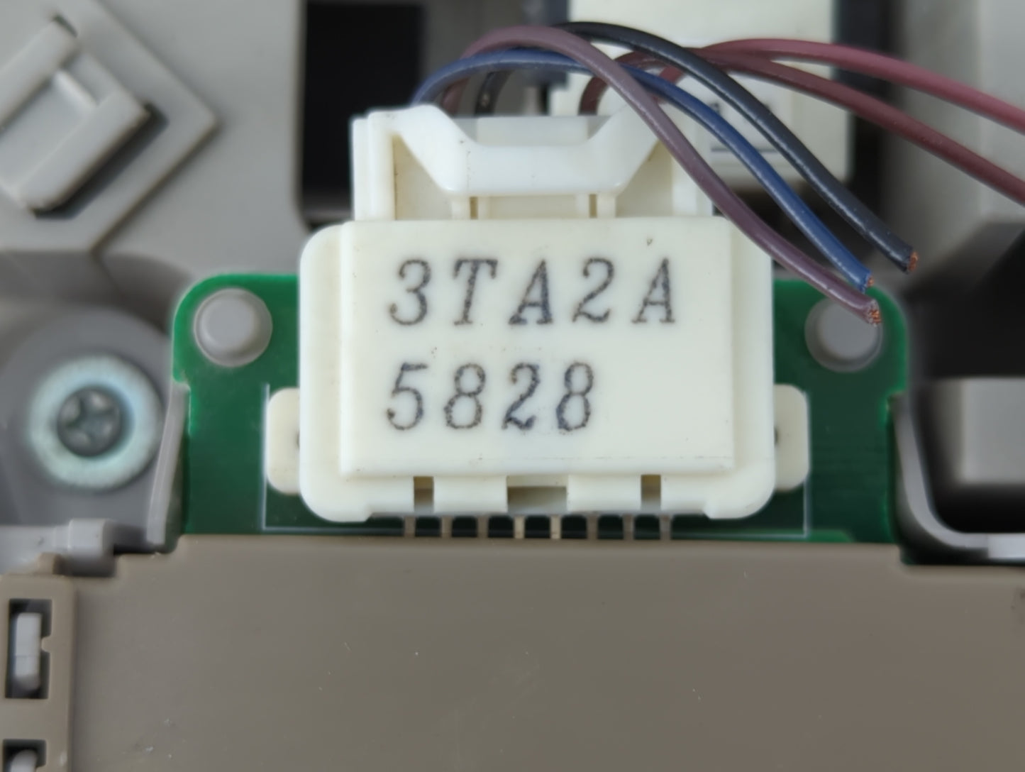 2014-2015 Nissan Sentra Overhead Roof Console 626112 - Oemusedautoparts1.com