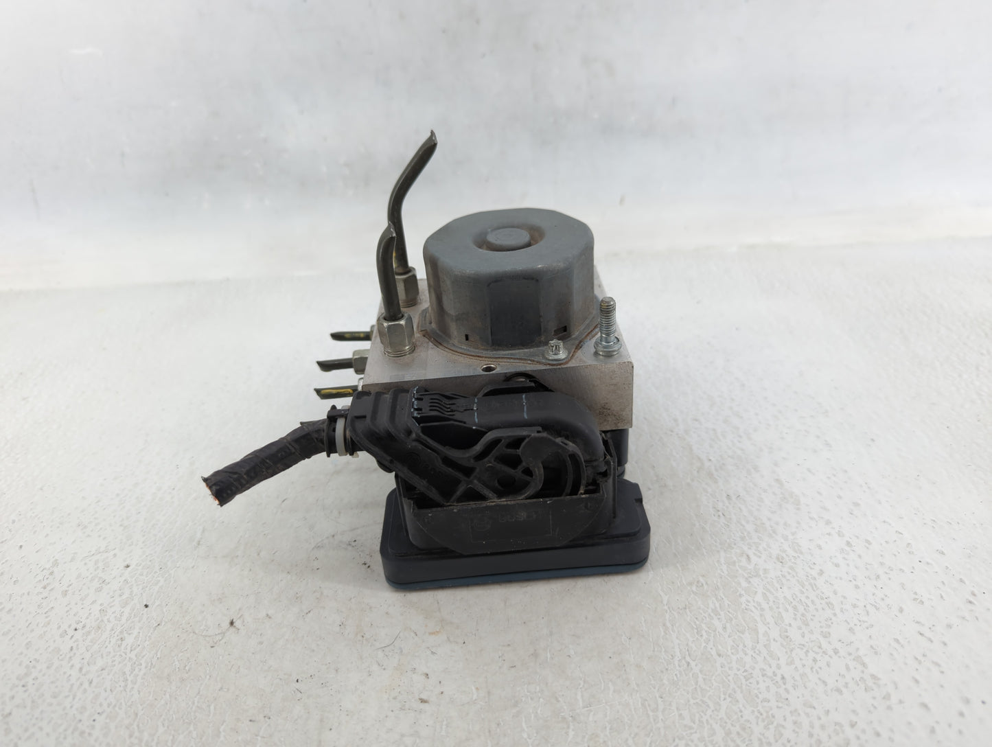2015 Nissan Sentra ABS Pump Control Module Replacement P/N:47660 9AN0A Fits OEM Used Auto Parts - Oemusedautoparts1.com