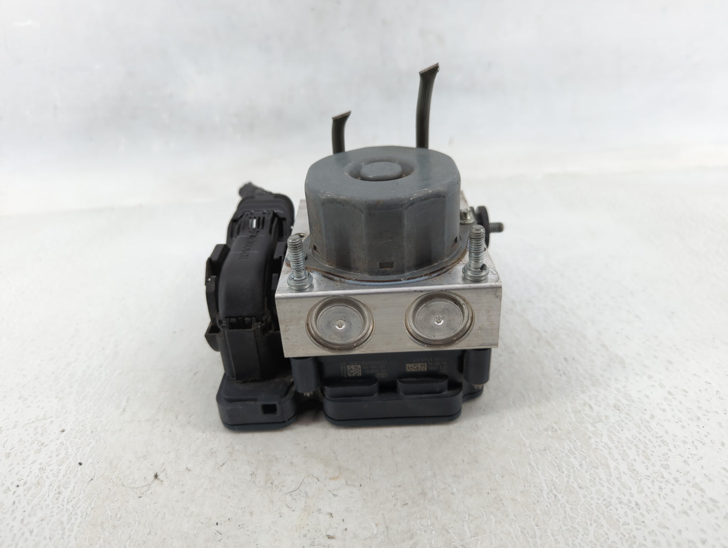 2015 Nissan Sentra ABS Pump Control Module Replacement P/N:47660 9AN0A Fits OEM Used Auto Parts - Oemusedautoparts1.com