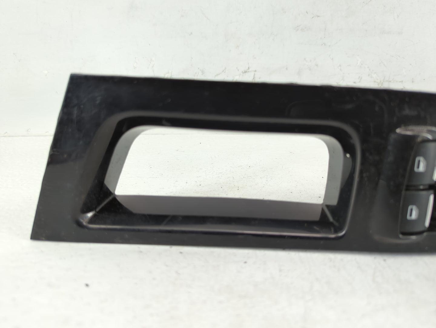 2015 Nissan Sentra Master Power Window Switch Replacement Driver Side Left P/N:DG9T-14540-ABW Fits OEM Used Auto Parts - Oem