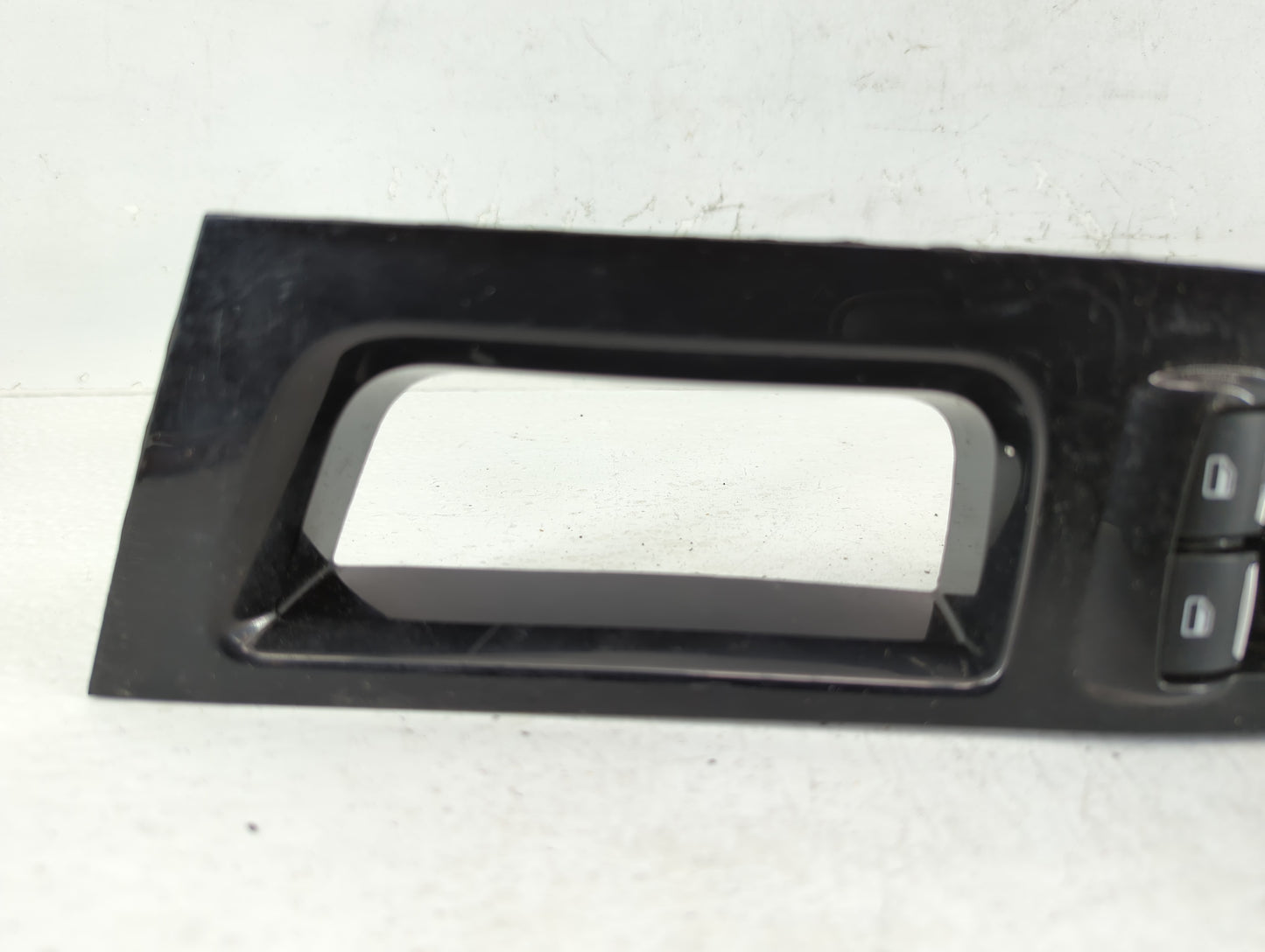 2015 Nissan Sentra Master Power Window Switch Replacement Driver Side Left P/N:DG9T-14540-ABW Fits OEM Used Auto Parts - Oem