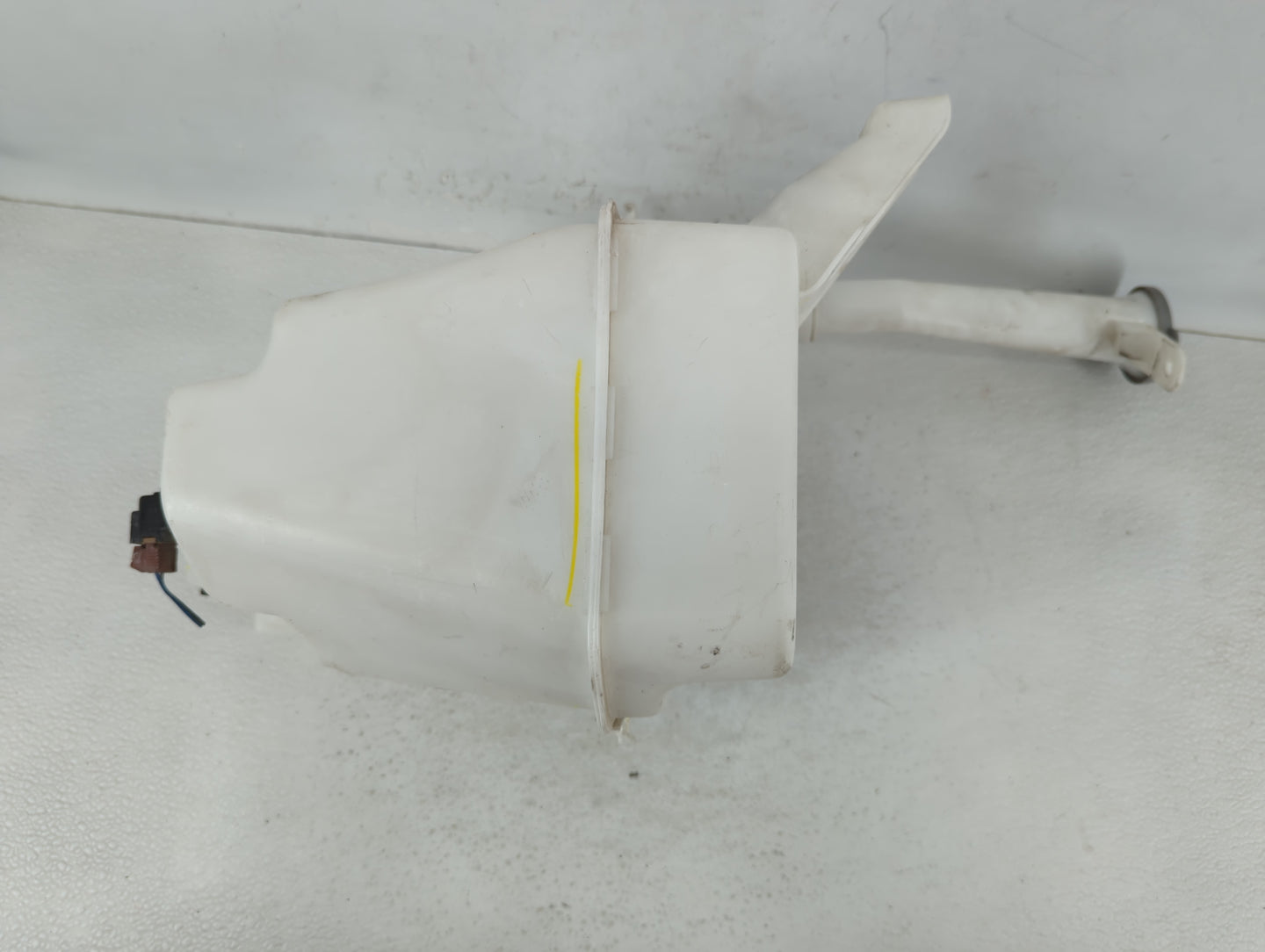 2013-2015 Nissan Sentra Windshield Washer Fluid Reservoir Bottle Oem - Oemusedautoparts1.com
