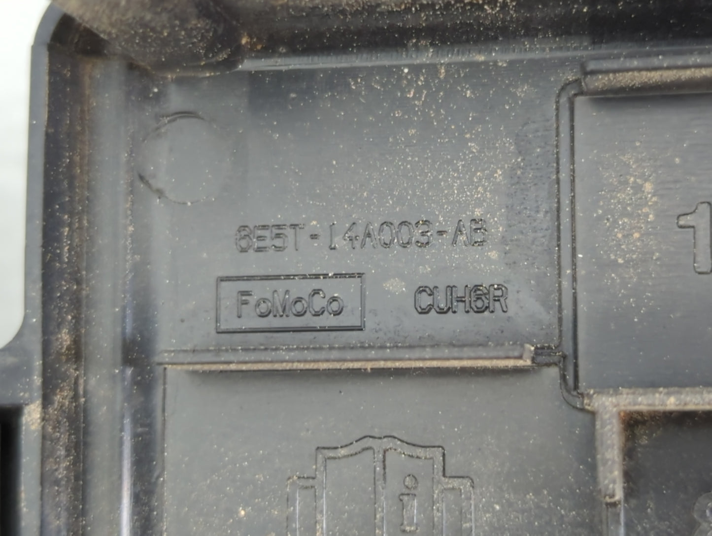 2015 Nissan Sentra Fusebox Fuse Box Panel Relay Module P/N:6E5T-14A003-AB Fits OEM Used Auto Parts - Oemusedautoparts1.com