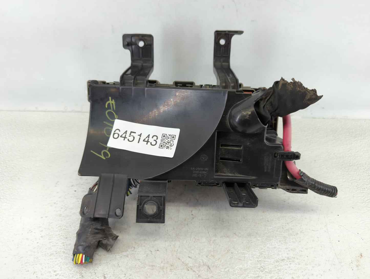 2015 Nissan Sentra Fusebox Fuse Box Panel Relay Module P/N:6E5T-14A003-AB Fits OEM Used Auto Parts - Oemusedautoparts1.com