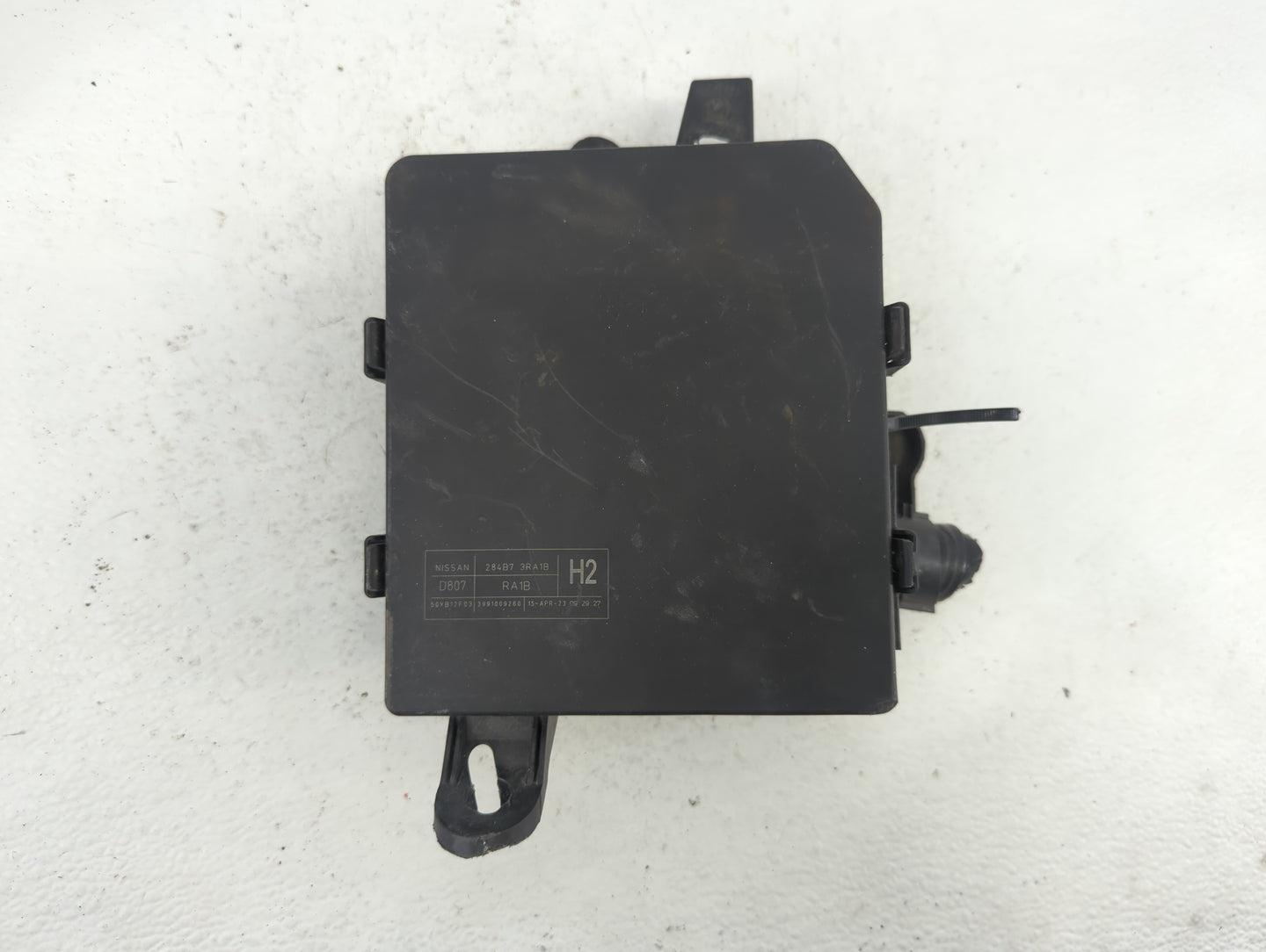 2015 Nissan Sentra Fusebox Fuse Box Panel Relay Module P/N:284B7 3RA1B Fits OEM Used Auto Parts - Oemusedautoparts1.com