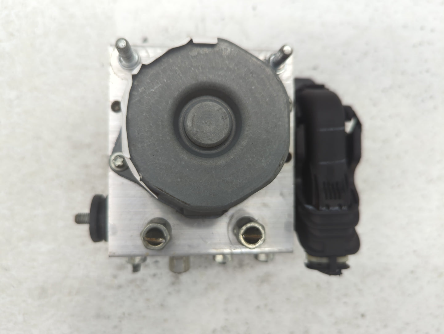 2015 Nissan Sentra ABS Pump Control Module Replacement P/N:47660 9AN0A Fits OEM Used Auto Parts - Oemusedautoparts1.com