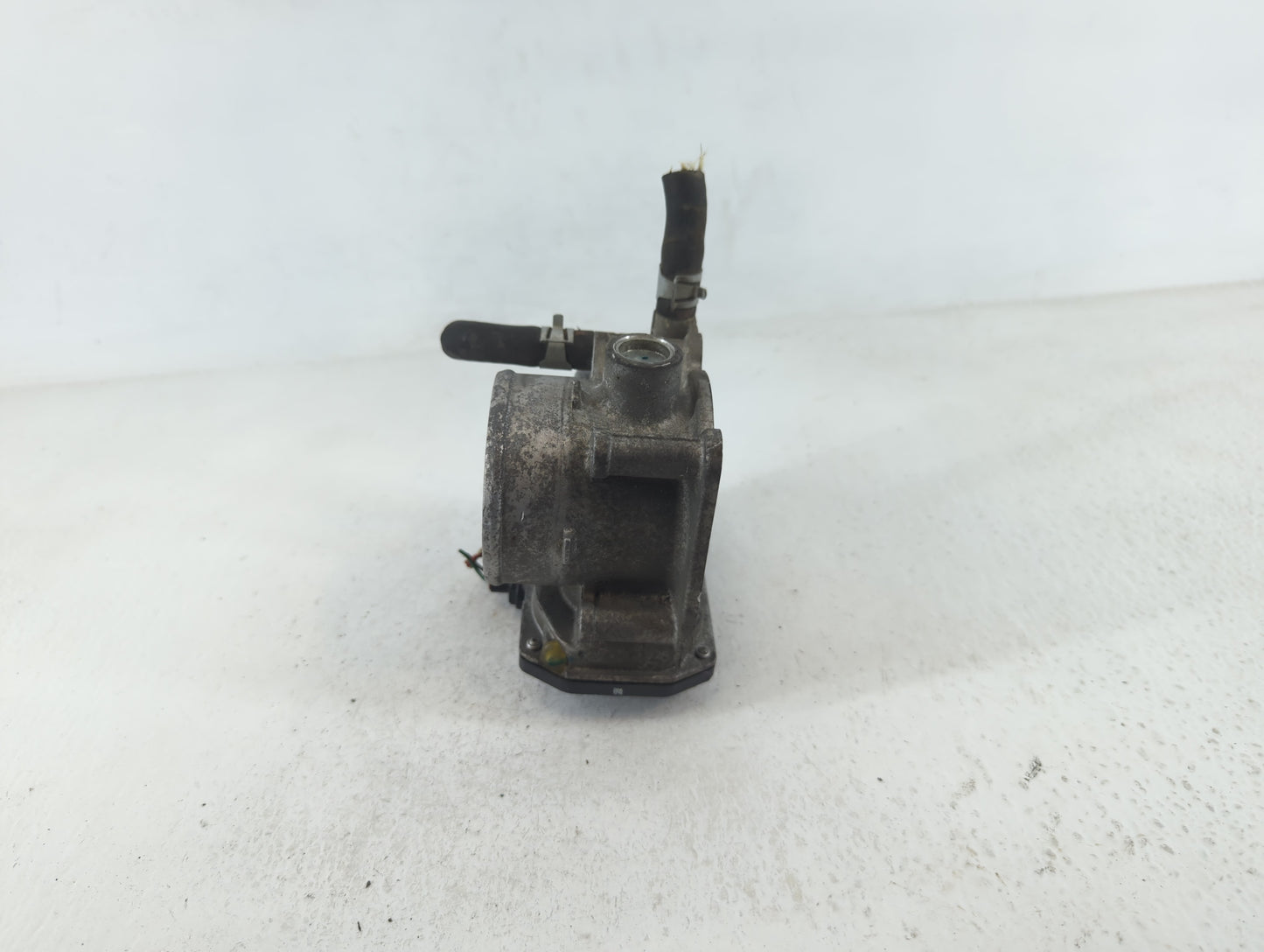 2013-2019 Nissan Sentra Throttle Body P/N:3RA60-01 A Fits Fits 2013 2014 2015 2016 2017 2018 2019 OEM Used Auto Parts - Oemu