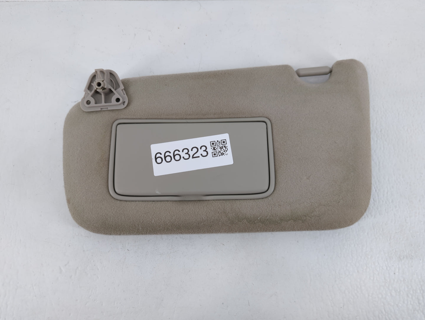 2013-2019 Nissan Sentra Sun Visor Shade Replacement Driver Left Mirror Fits Fits 2012 2013 2014 2015 2016 2017 2018 2019 OEM