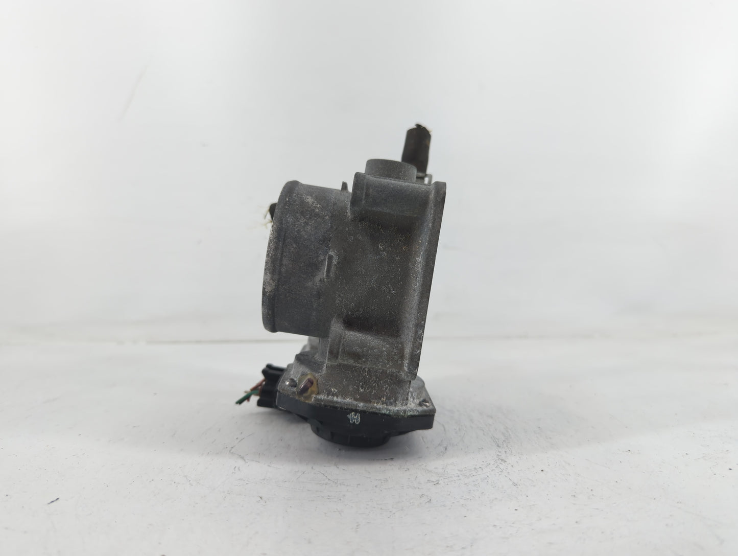 2013-2019 Nissan Sentra Throttle Body P/N:00449 7E08, 3RA60-01 B Fits Fits 2013 2014 2015 2016 2017 2018 2019 OEM Used Auto 