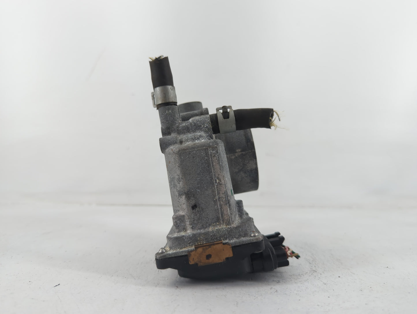 2013-2019 Nissan Sentra Throttle Body P/N:00449 7E08, 3RA60-01 B Fits Fits 2013 2014 2015 2016 2017 2018 2019 OEM Used Auto 