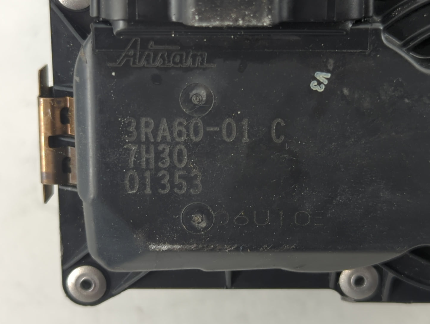 2013-2019 Nissan Sentra Throttle Body P/N:00449 7E08, 3RA60-01 B Fits Fits 2013 2014 2015 2016 2017 2018 2019 OEM Used Auto 