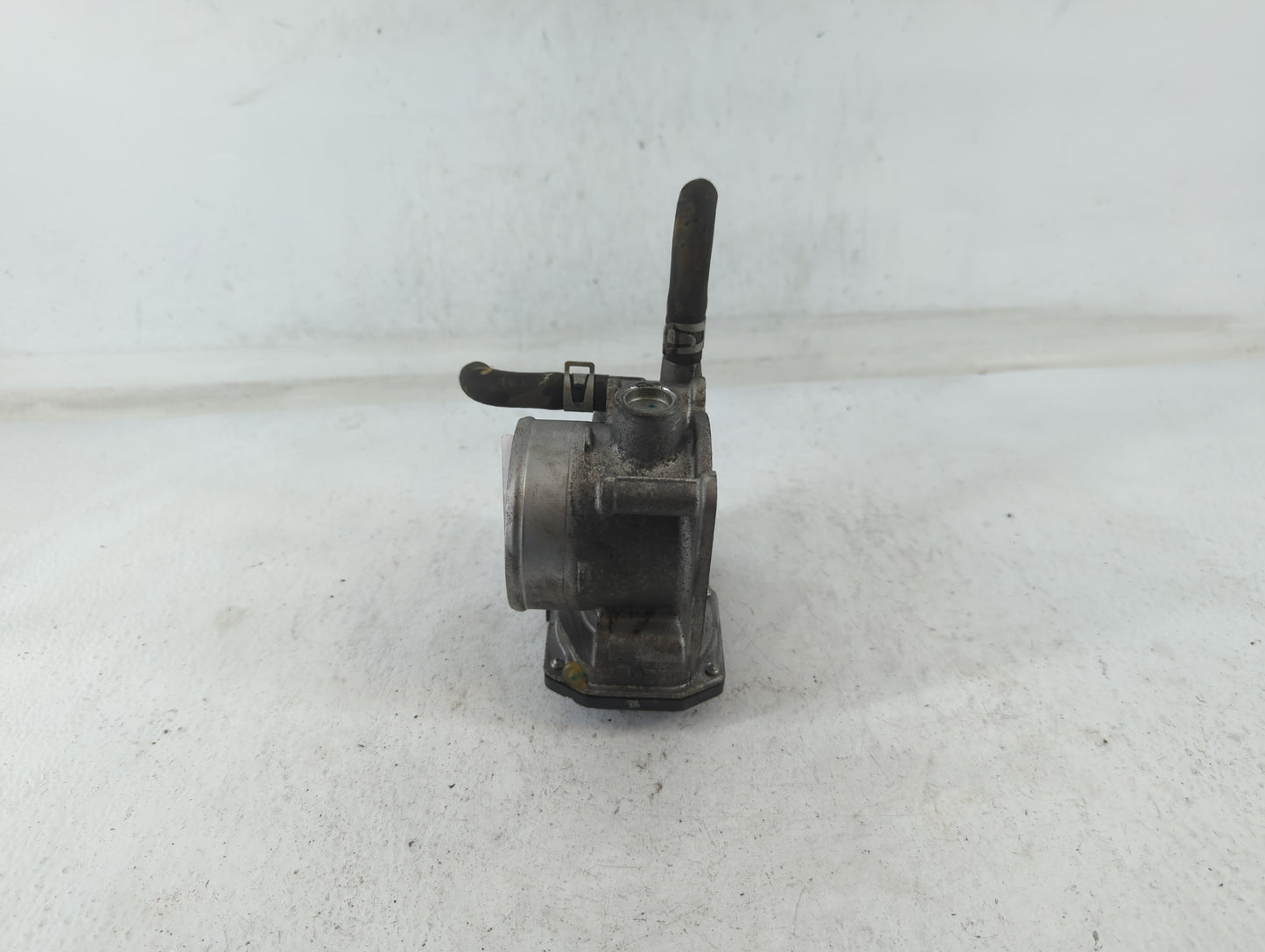 2013-2019 Nissan Sentra Throttle Body P/N:00865 5G27, 3RA60-01 A Fits Fits 2013 2014 2015 2016 2017 2018 2019 OEM Used Auto 