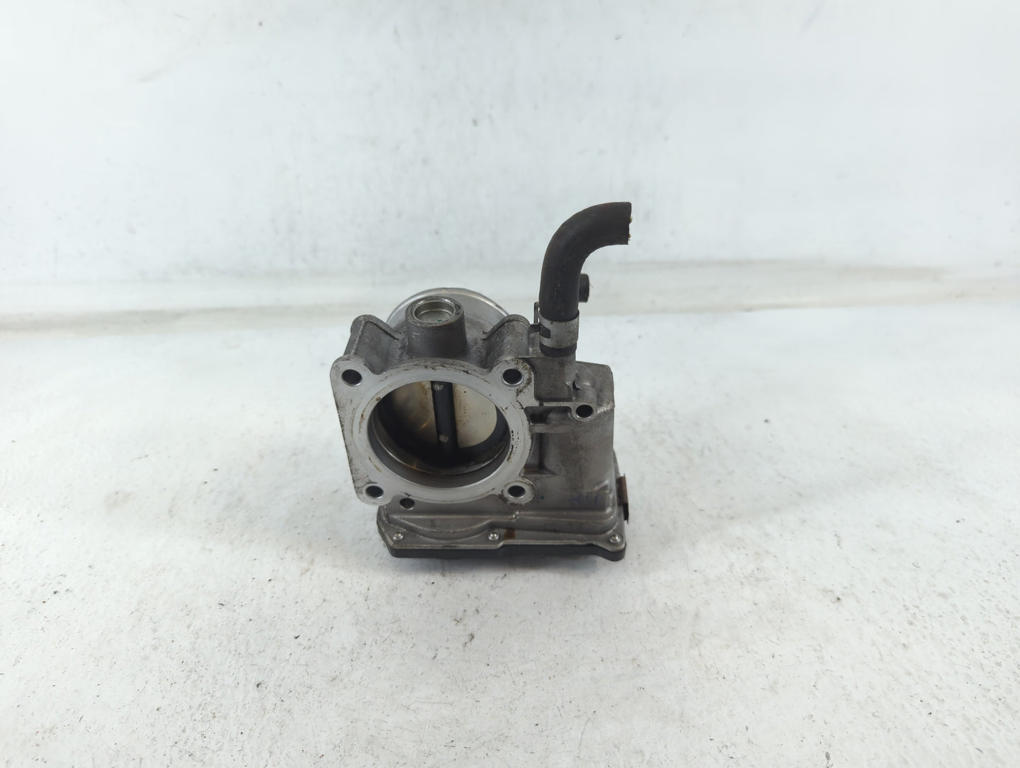 2013-2019 Nissan Sentra Throttle Body P/N:00865 5G27, 3RA60-01 A Fits Fits 2013 2014 2015 2016 2017 2018 2019 OEM Used Auto 