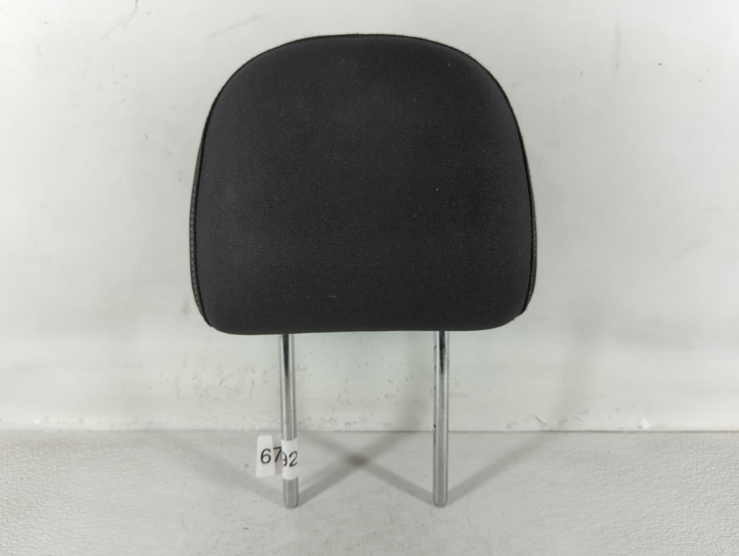 2015 Nissan Sentra Headrest Head Rest Front Driver Passenger Seat Black - Oemusedautoparts1.com