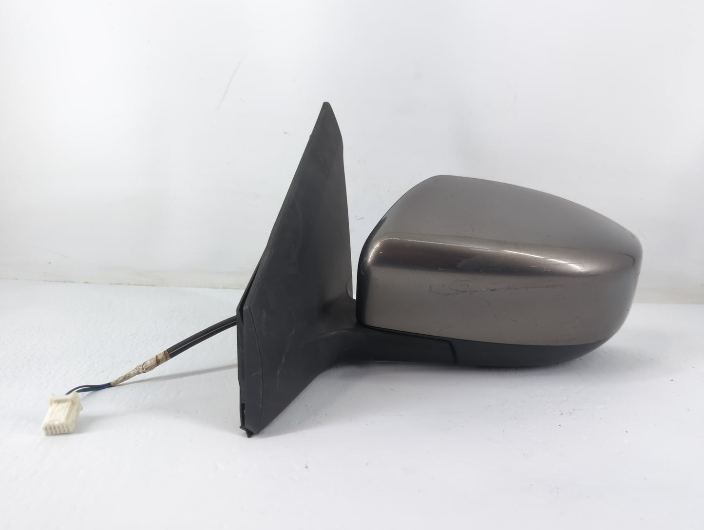 2013-2015 Nissan Sentra Driver Side View Mirror - Left Door Mirror OEM Used - Oemusedautoparts1.com