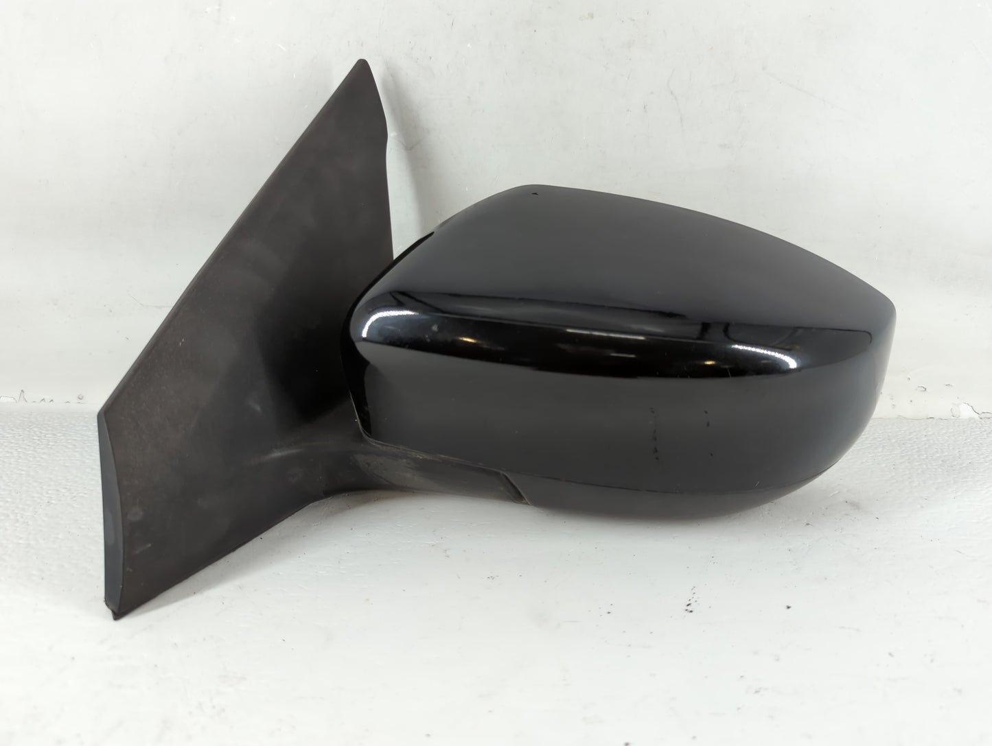 2013-2015 Nissan Sentra Driver Side View Mirror - Left Door Mirror OEM Used - Oemusedautoparts1.com
