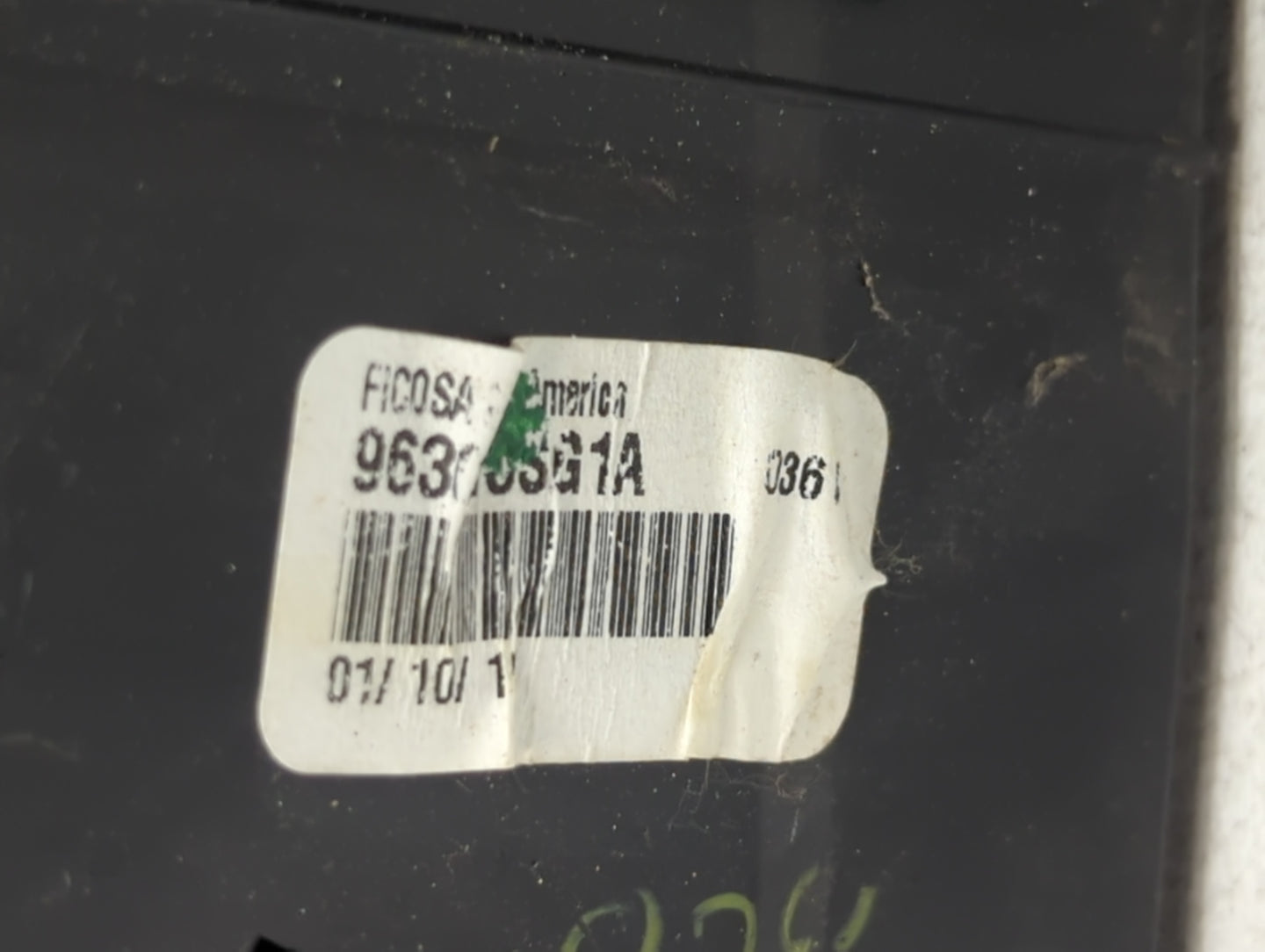2013-2015 Nissan Sentra Passenger Side View Mirror - Right Door Mirror OEM Used - Oemusedautoparts1.com