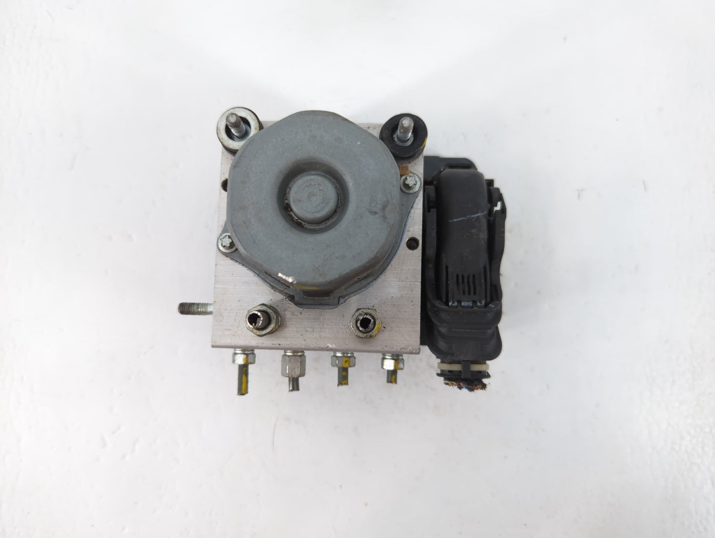 2015 Nissan Sentra ABS Pump Control Module Replacement P/N:47660 3SG0C Fits OEM Used Auto Parts - Oemusedautoparts1.com