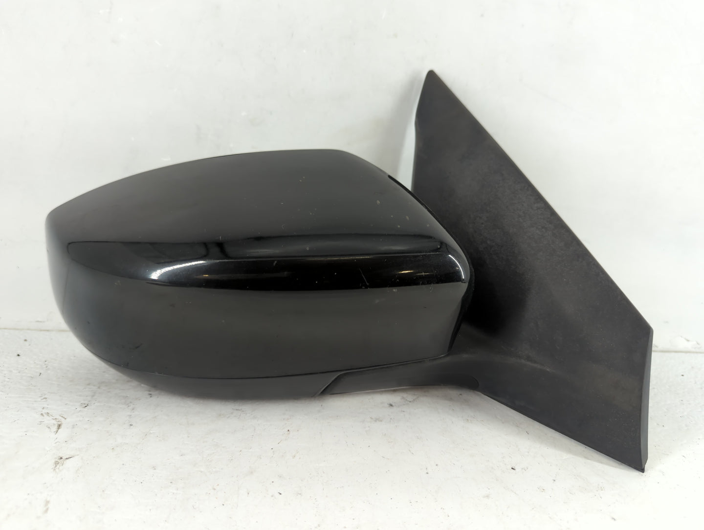 2013-2015 Nissan Sentra Passenger Side View Mirror - Right Door Mirror OEM Used - Oemusedautoparts1.com