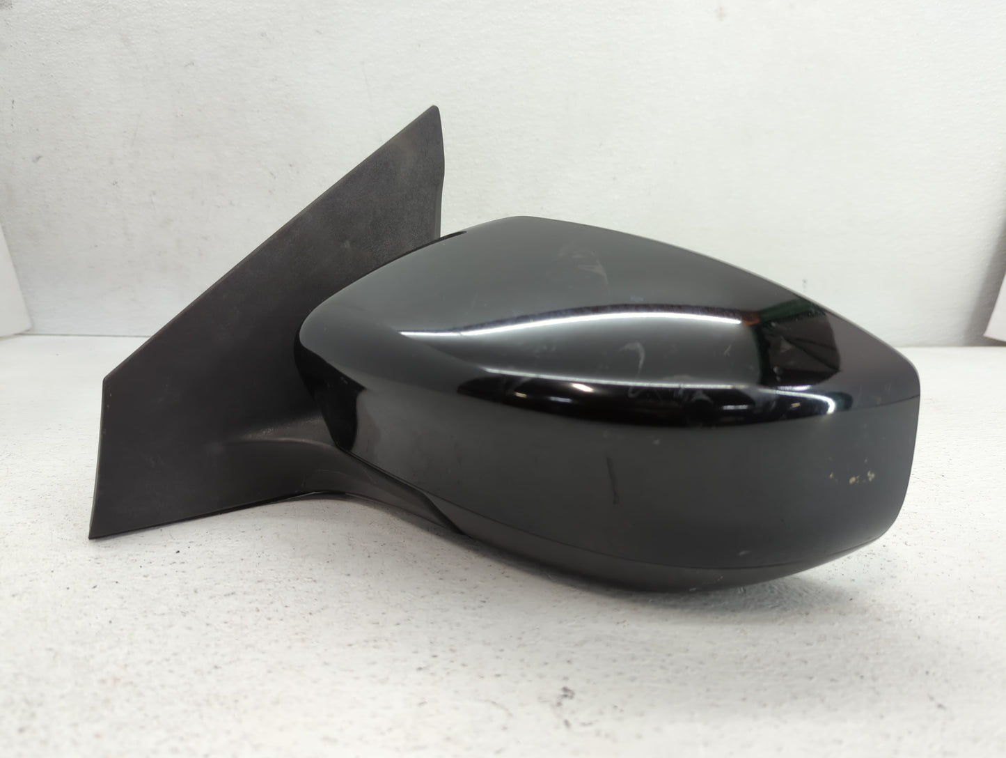 2013-2015 Nissan Sentra Driver Side View Mirror - Left Door Mirror OEM Used - Oemusedautoparts1.com