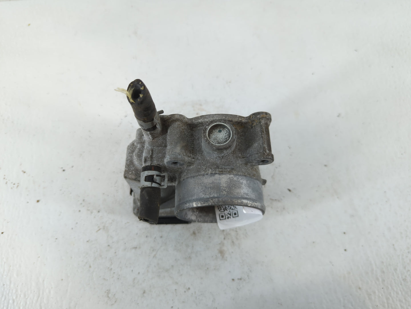 2013-2019 Nissan Sentra Throttle Body P/N:3RA60-01 A Fits Fits 2013 2014 2015 2016 2017 2018 2019 OEM Used Auto Parts - Oemu