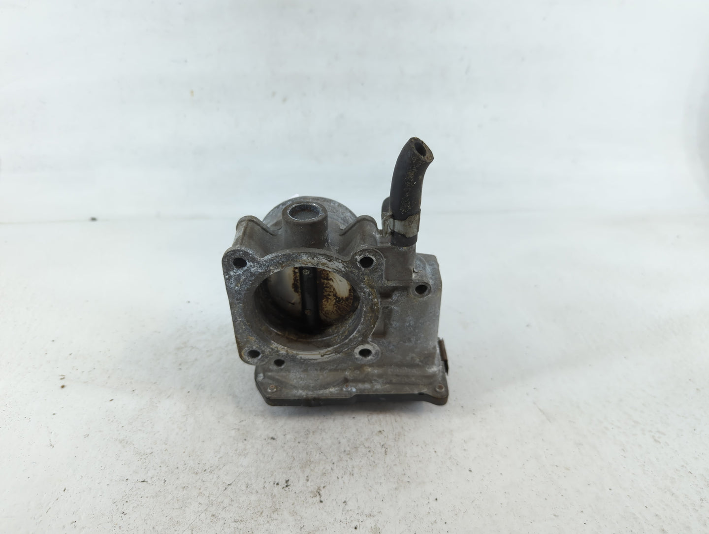 2013-2019 Nissan Sentra Throttle Body P/N:3RA60-01 A Fits Fits 2013 2014 2015 2016 2017 2018 2019 OEM Used Auto Parts - Oemu