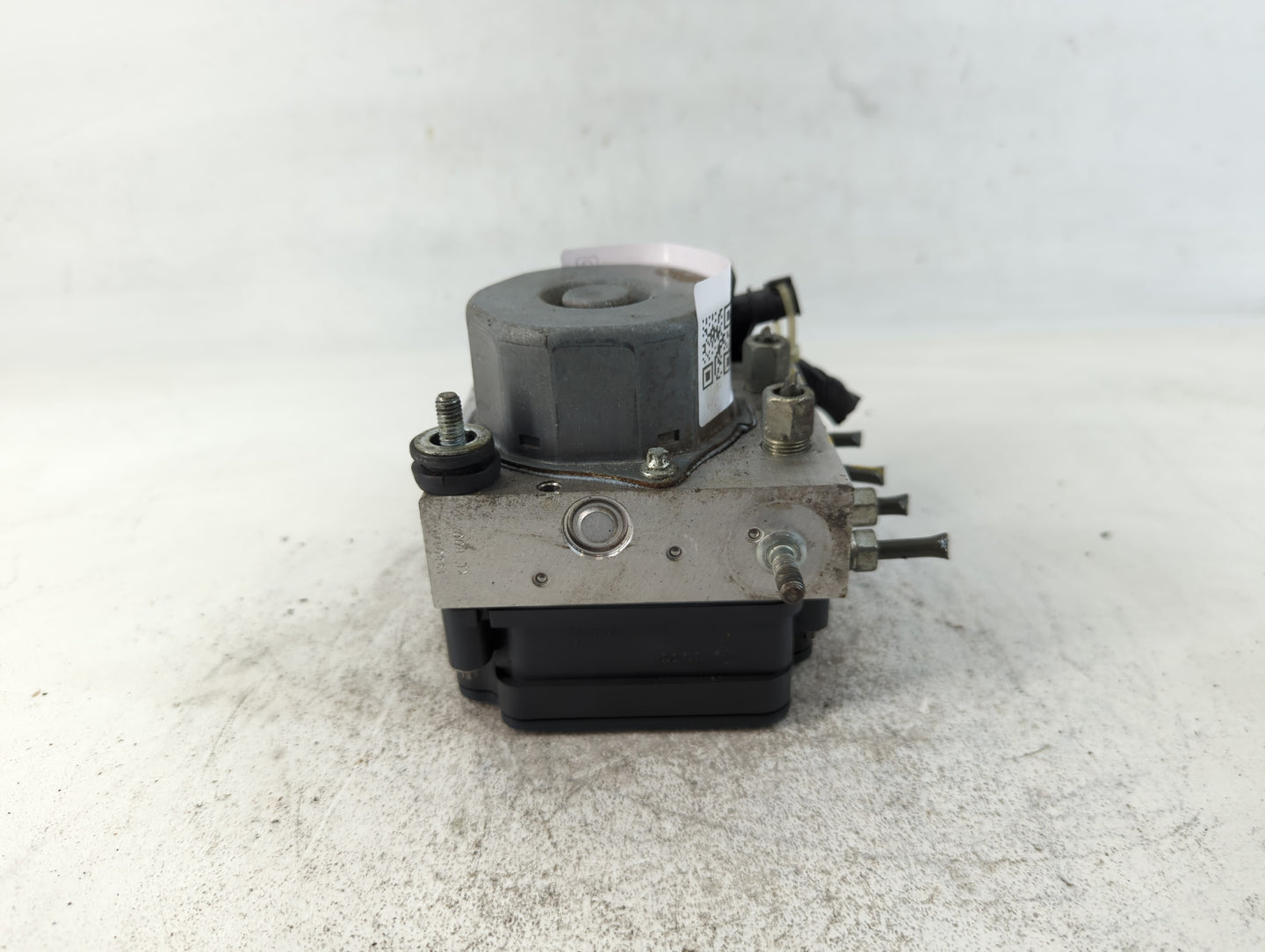 2015 Nissan Sentra ABS Pump Control Module Replacement P/N:47660 9AN0A Fits OEM Used Auto Parts - Oemusedautoparts1.com