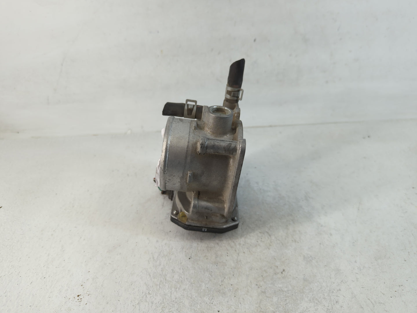 2013-2019 Nissan Sentra Throttle Body P/N:5A28 3RA60-01 A Fits Fits 2013 2014 2015 2016 2017 2018 2019 OEM Used Auto Parts -