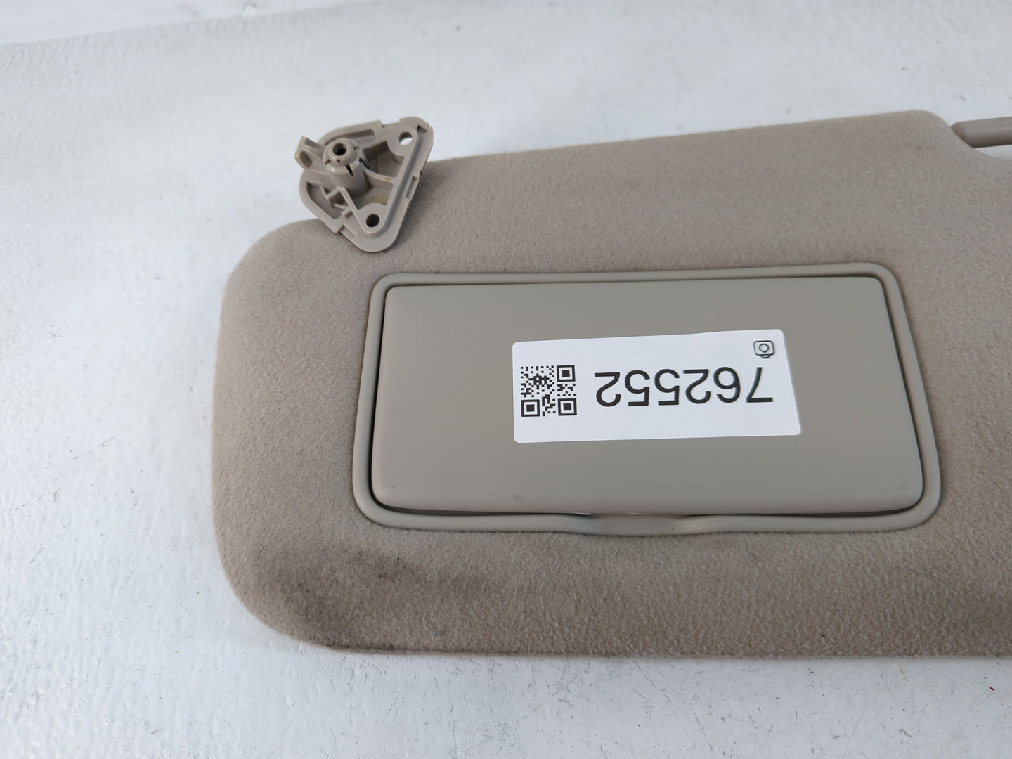 2013-2019 Nissan Sentra Sun Visor Shade Replacement Driver Left Mirror Fits Fits 2012 2013 2014 2015 2016 2017 2018 2019 OEM