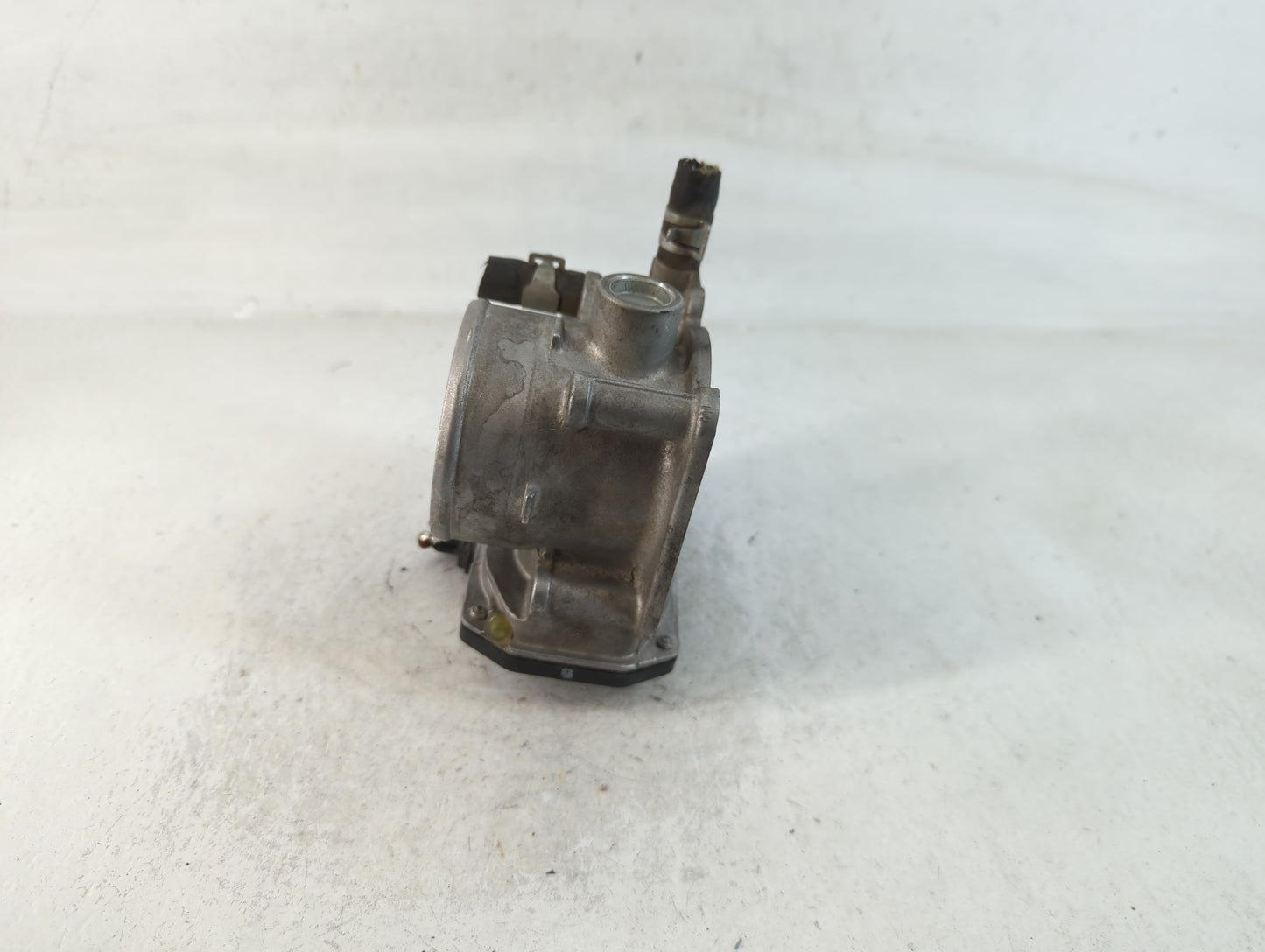 2013-2019 Nissan Sentra Throttle Body P/N:3RA60-01 A Fits Fits 2013 2014 2015 2016 2017 2018 2019 OEM Used Auto Parts - Oemu