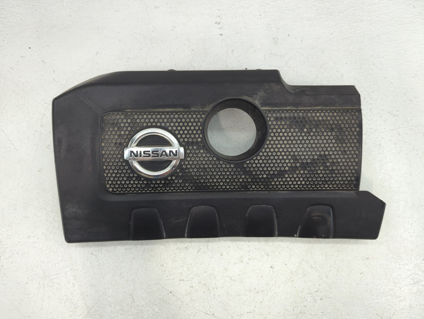 2015 Nissan Sentra Engine Cover - Oemusedautoparts1.com