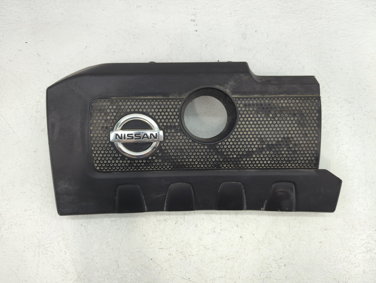 2015 Nissan Sentra Engine Cover - Oemusedautoparts1.com