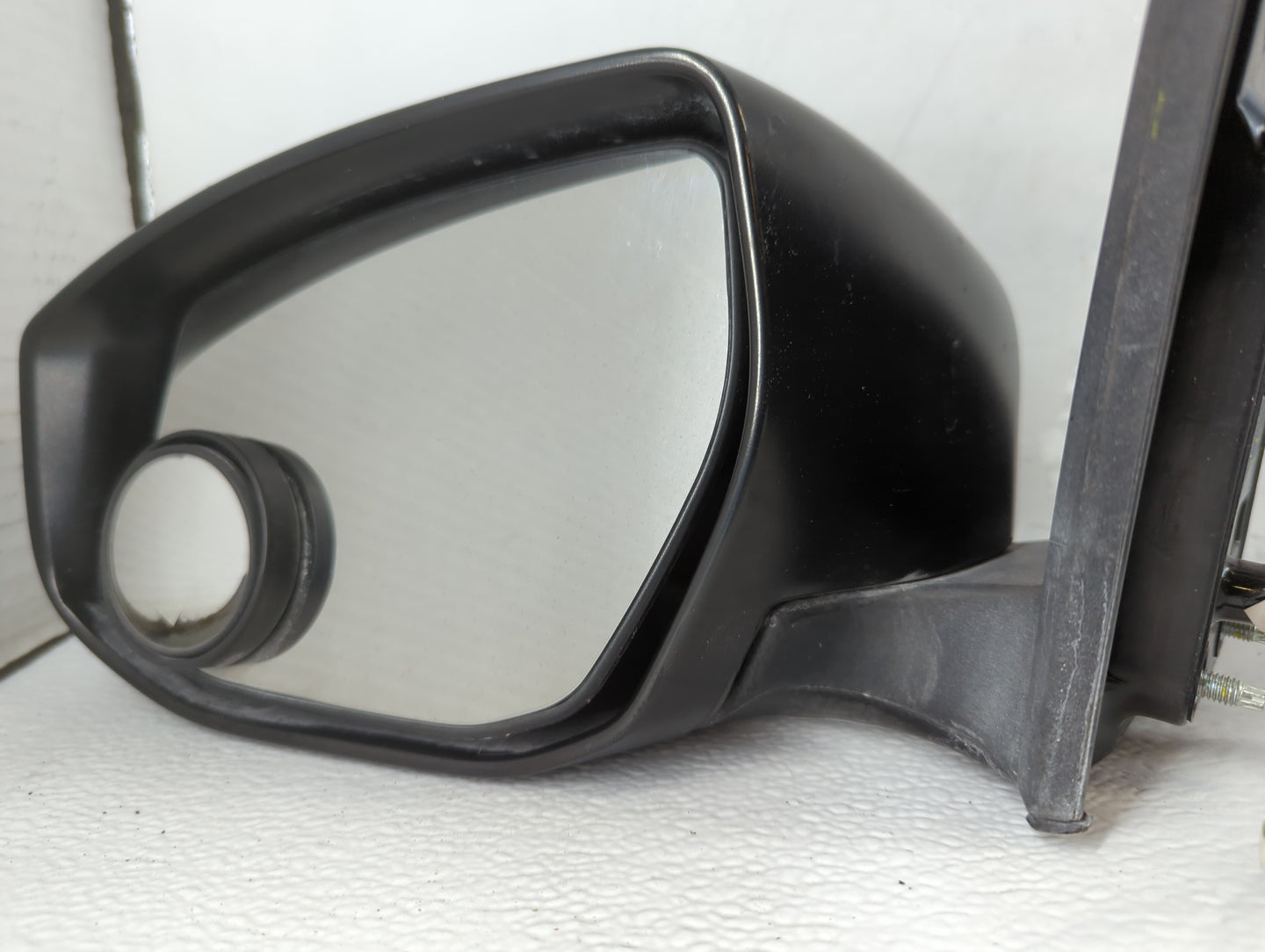 2013-2015 Nissan Sentra Driver Side View Mirror - Left Door Mirror OEM Used - Oemusedautoparts1.com