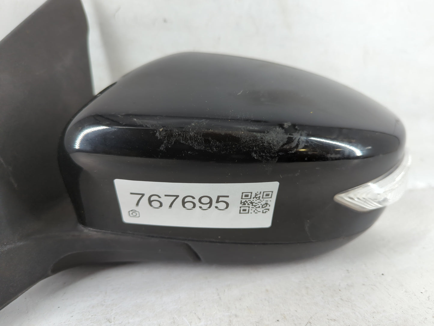 2015 Nissan Sentra Driver Side View Mirror - Left Door Mirror OEM Used - Oemusedautoparts1.com