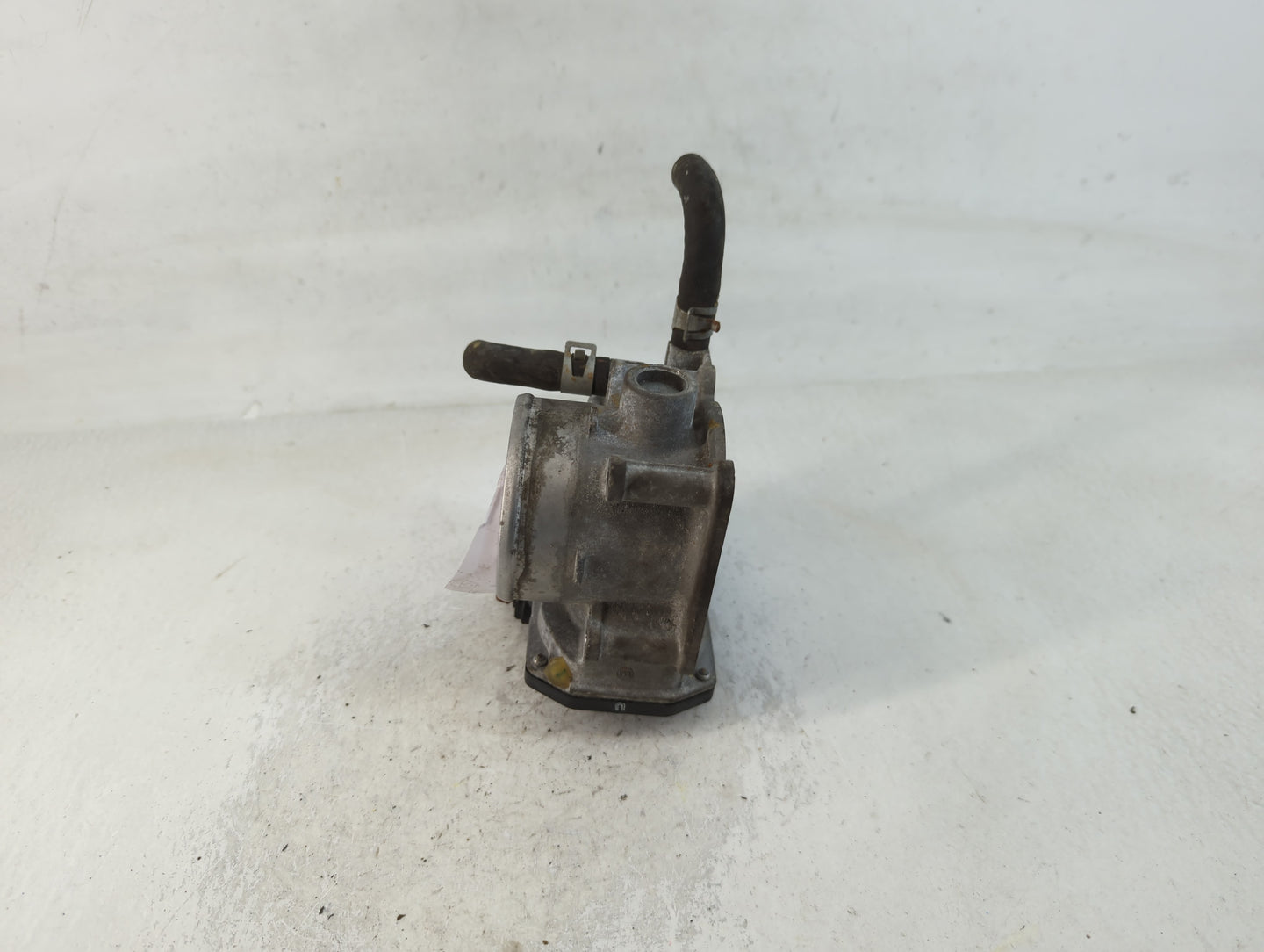 2013-2019 Nissan Sentra Throttle Body P/N:3RA60-01 A Fits Fits 2013 2014 2015 2016 2017 2018 2019 OEM Used Auto Parts - Oemu