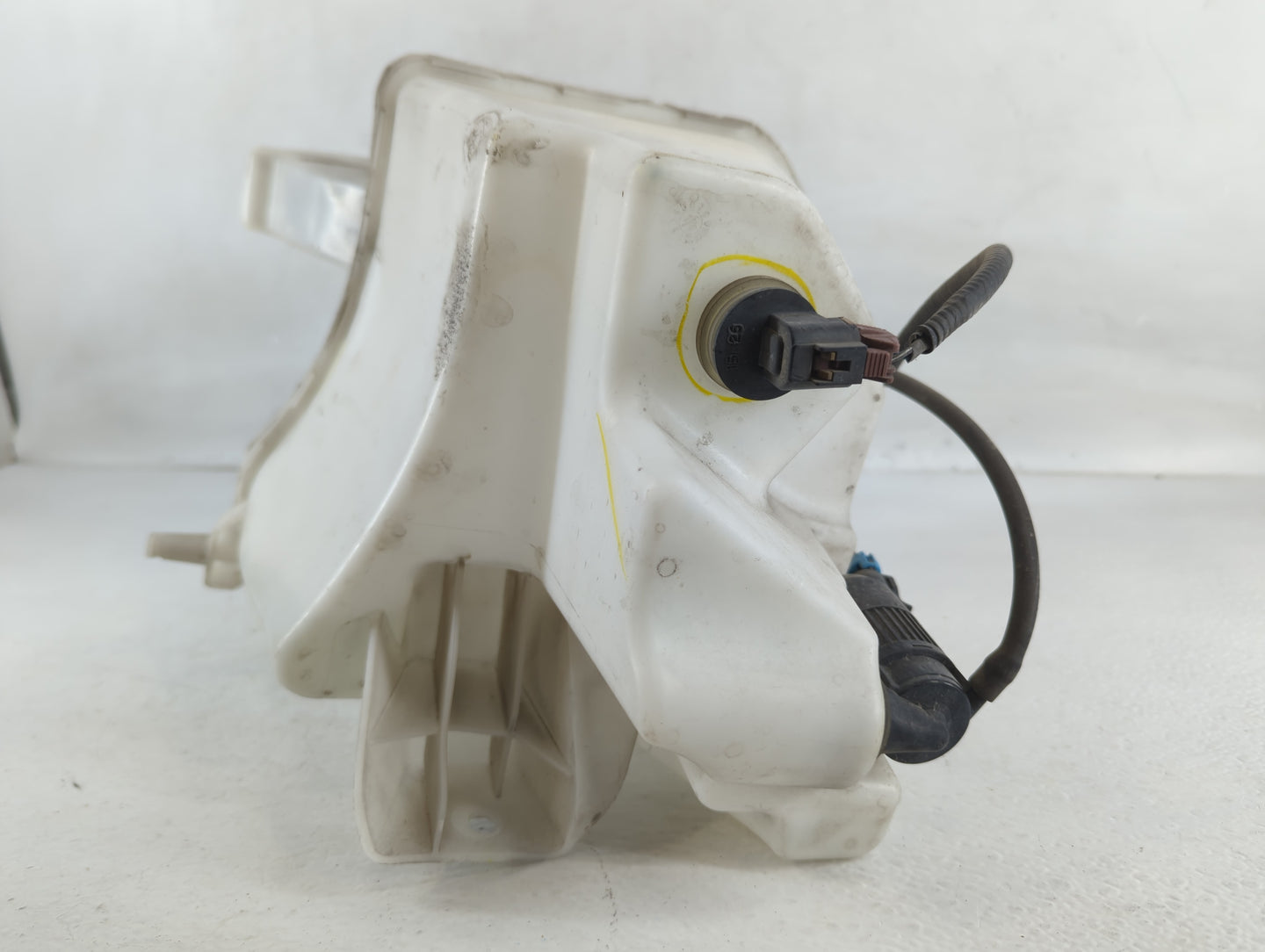 2013-2015 Nissan Sentra Windshield Washer Fluid Reservoir Bottle Oem - Oemusedautoparts1.com